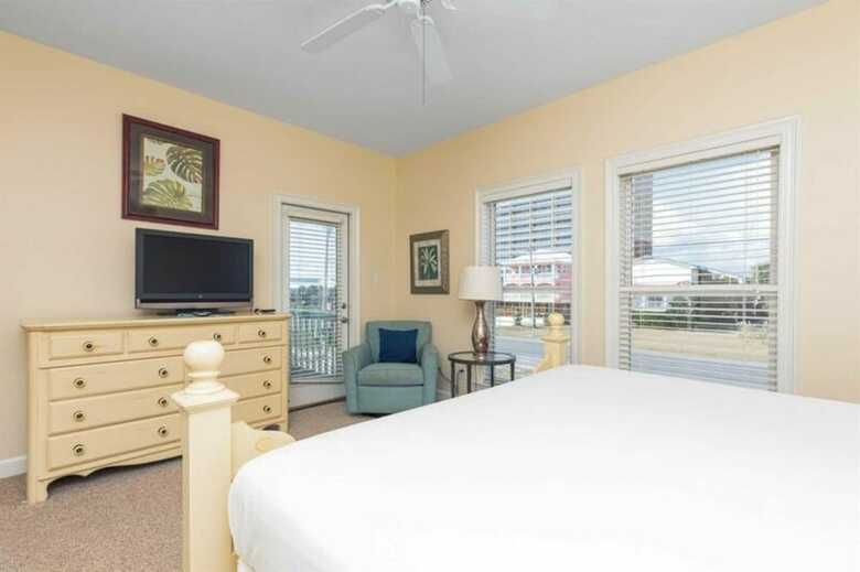Sea Foam By Meyer Vacation Rentals