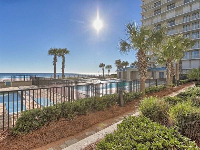 Bluewater 104 By Meyer Vacation Rentals