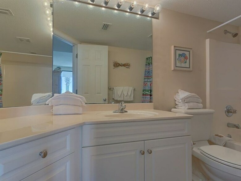 Bluewater 104 By Meyer Vacation Rentals