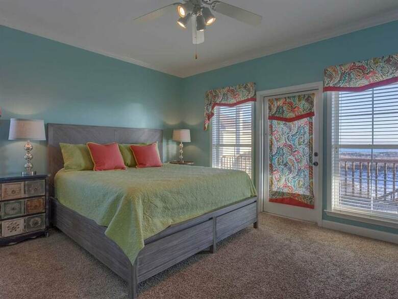 Sea Spray By Meyer Vacation Rentals