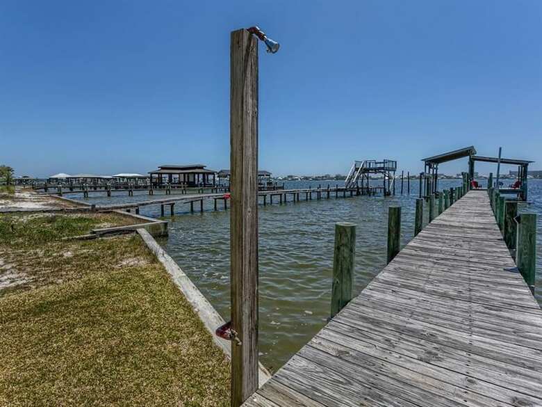 Sunny South By Meyer Vacation Rentals
