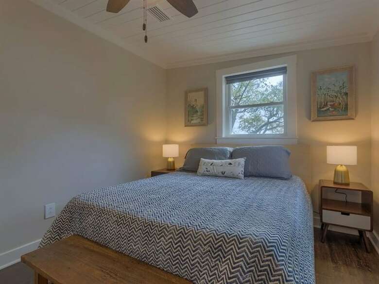 Sunny South By Meyer Vacation Rentals