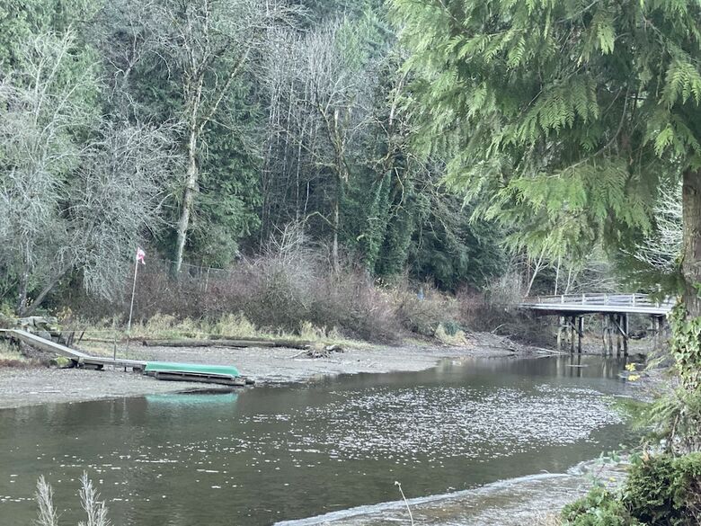 Harrison Lake Cottages