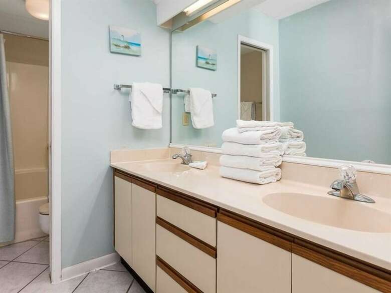 Romar Tower 5c By Meyer Vacation Rentals