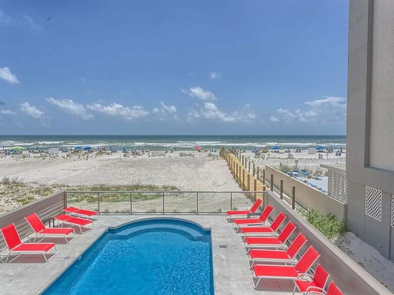 Pearl West By Meyer Vacation Rentals