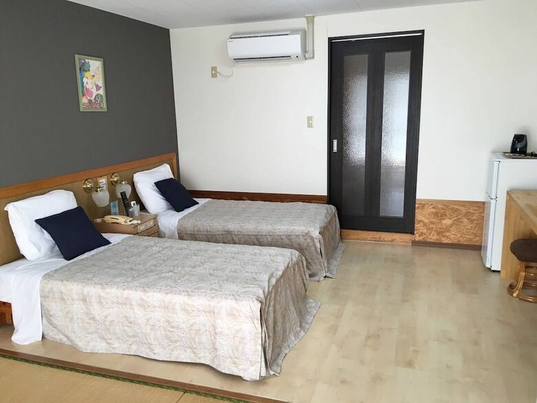 Condo Hotel Shimanchu Club