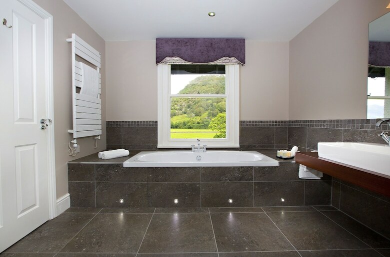 The Leathes Head Hotel