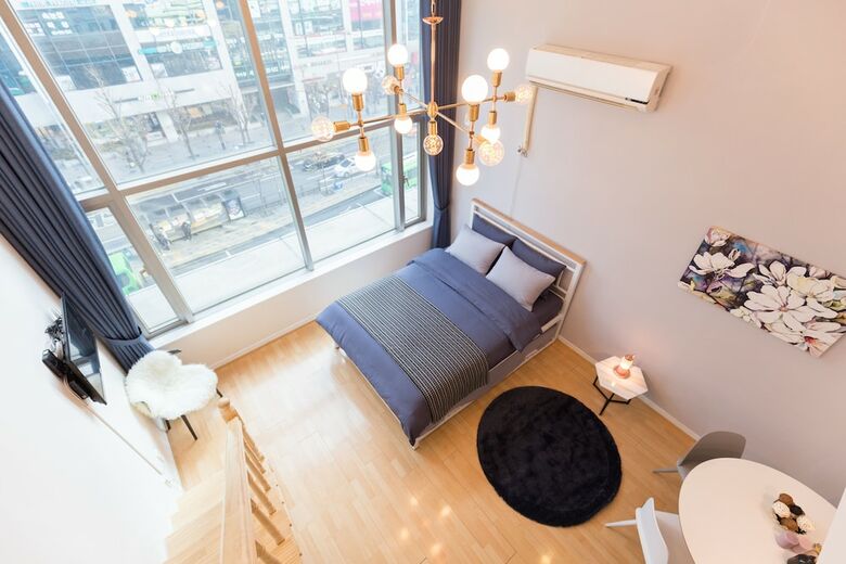 Lovely House Hongdae