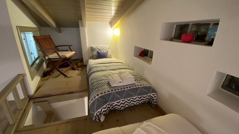 Patras Luxury Seaside House