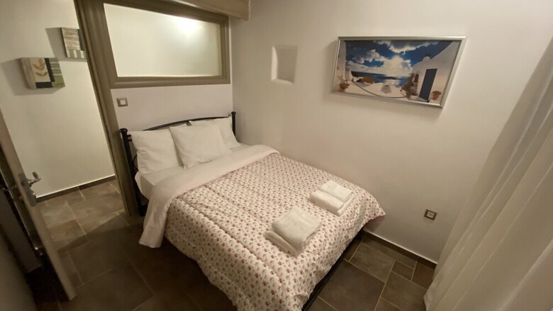 Patras Luxury Seaside House