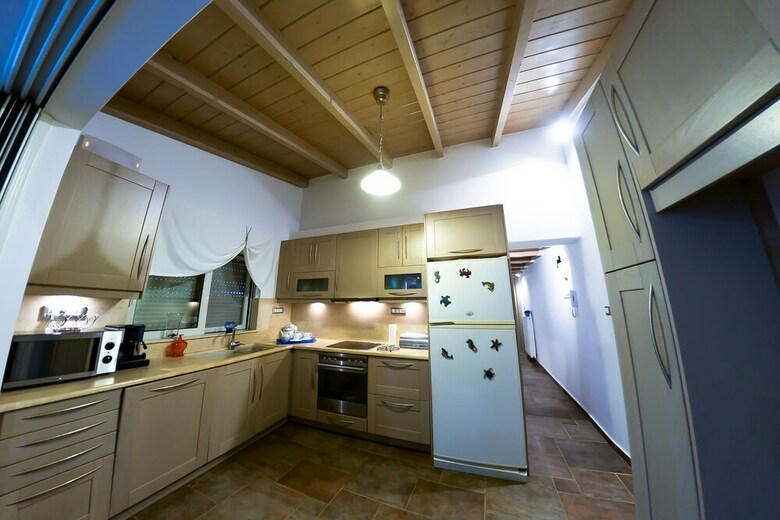 Patras Luxury Seaside House