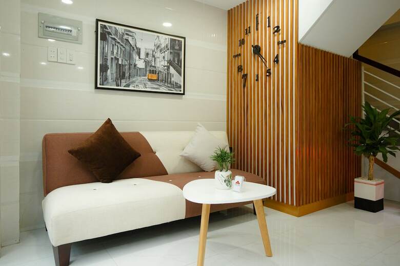 Aparthotel Livin' Hub Hostel & Apartment