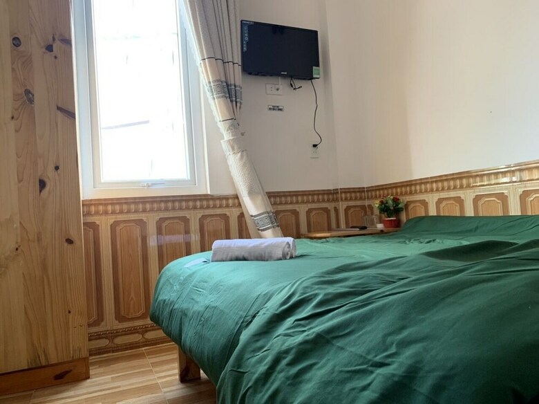 Hostal Lee Na Hotel - Hostel