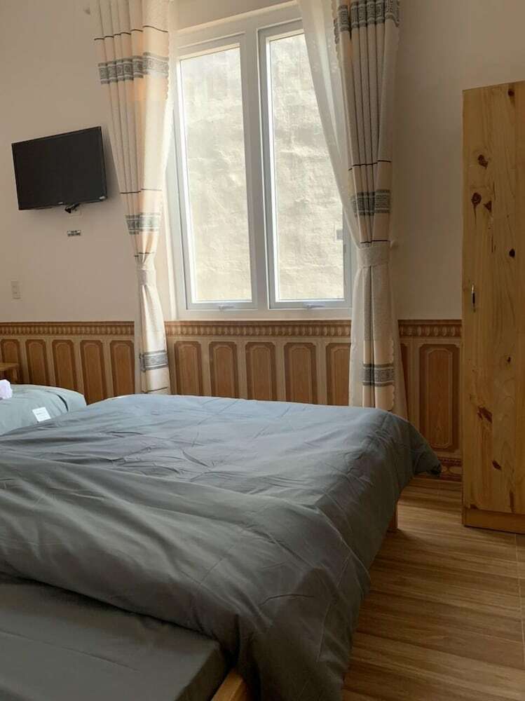 Hostal Lee Na Hotel - Hostel