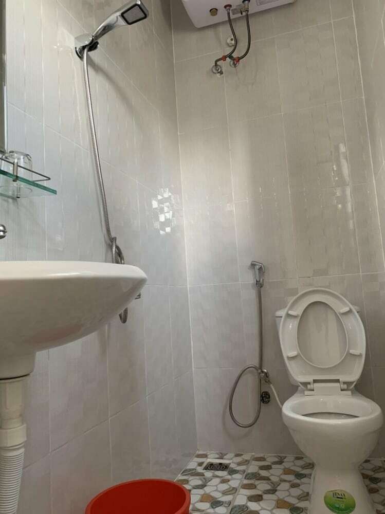 Hostal Lee Na Hotel - Hostel