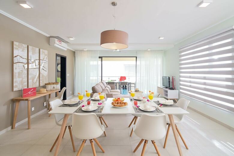 Apartamentos Ocean Legends Beachfront Suites