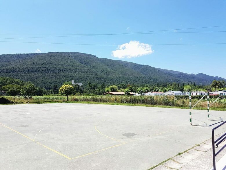 Camping Rio Nela