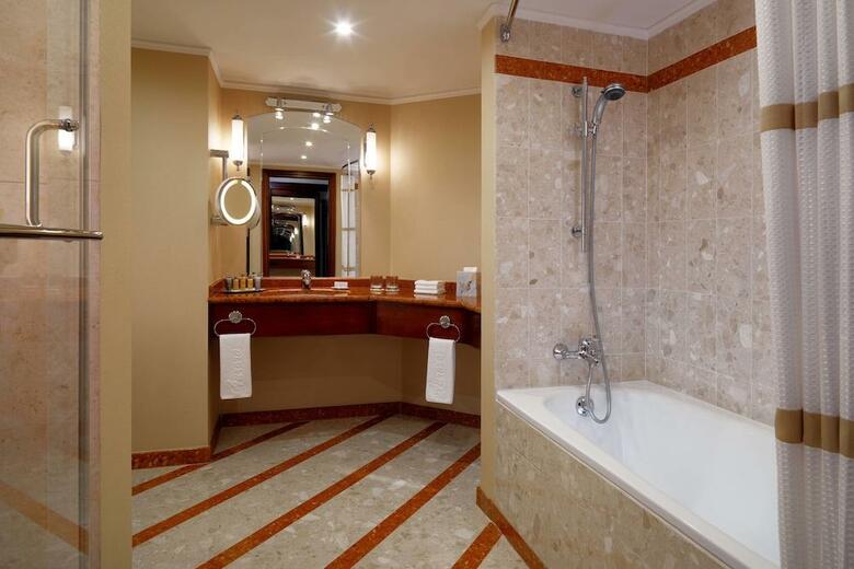 Marriott Moscow Royal Aurora Hotel