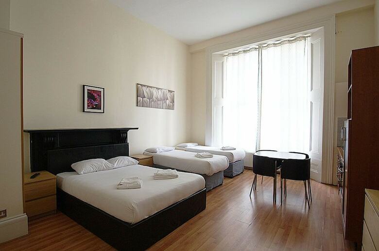 Aparthotel Hyde Park Economy Apartments