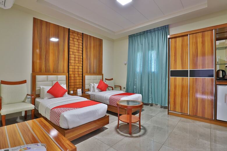Oyo 357 Blue Diamond Hotel