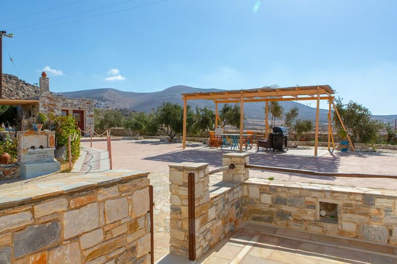 Aparthotel Armonia Studios And Villas