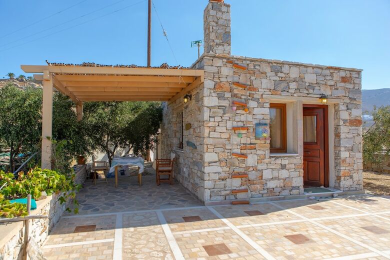 Aparthotel Armonia Studios And Villas