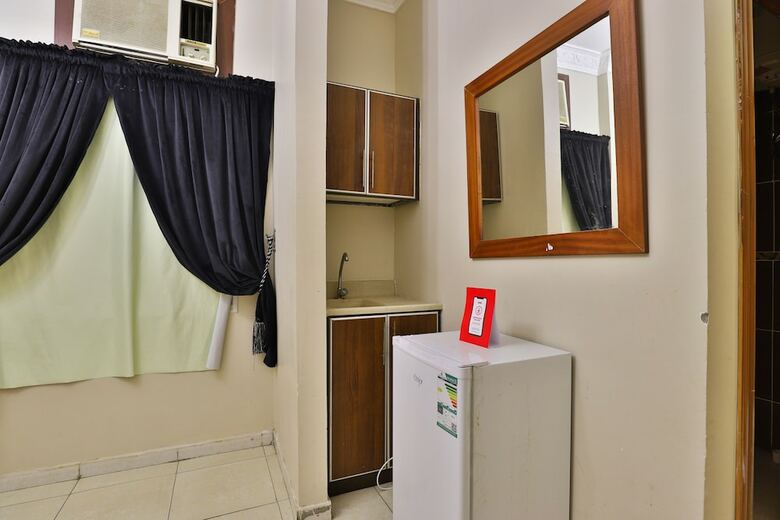 Oyo 374 Abdusamad Al Sadawi Hotel 2