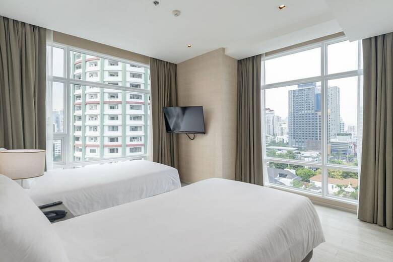 Hotel Posh Residence Thonglor By Favstay