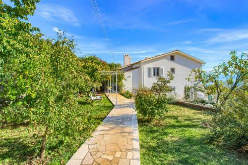Apartments Frlan