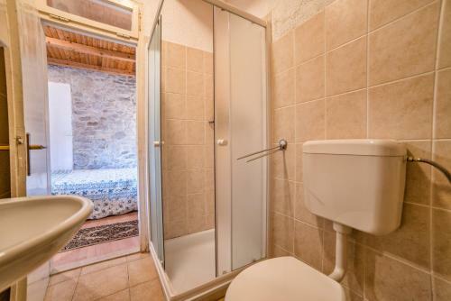 Hostal Apartments And Rooms Nela