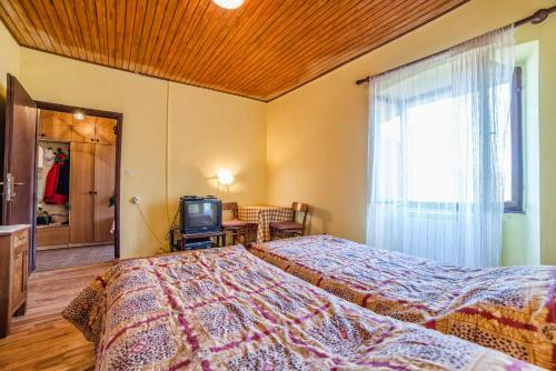 Hostal Apartments And Rooms Nela