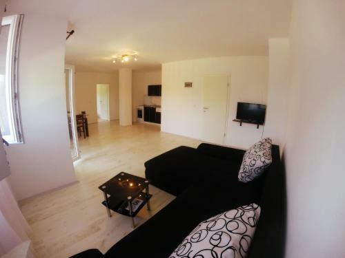 Apartments Nina