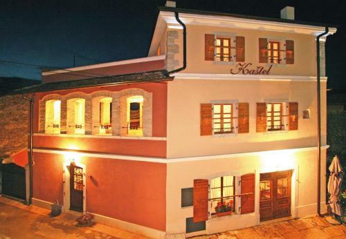 Bed & Breakfast Kastel Pansion Comfort