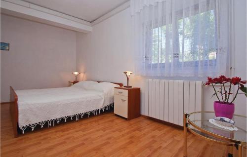 Apartment Vinkuran Carovac