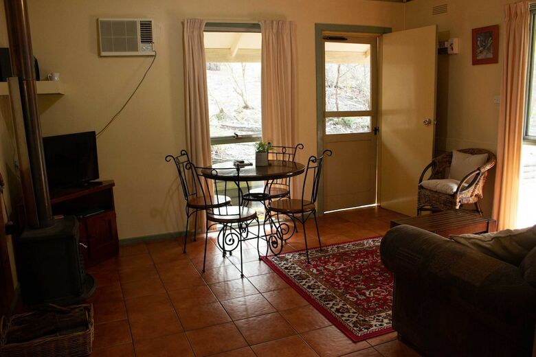 Kalimna Woods Cottages