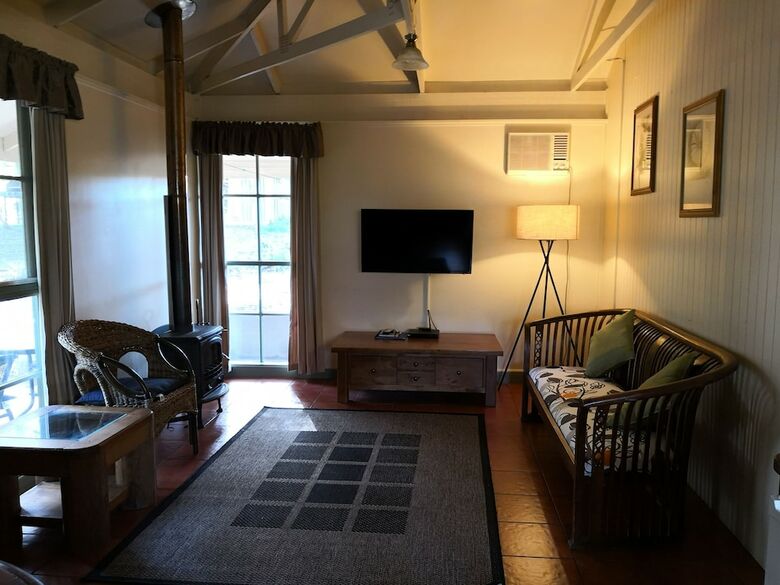 Kalimna Woods Cottages