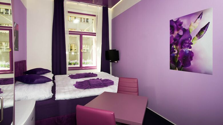 Bed & Breakfast Apartment Colours Prague Center