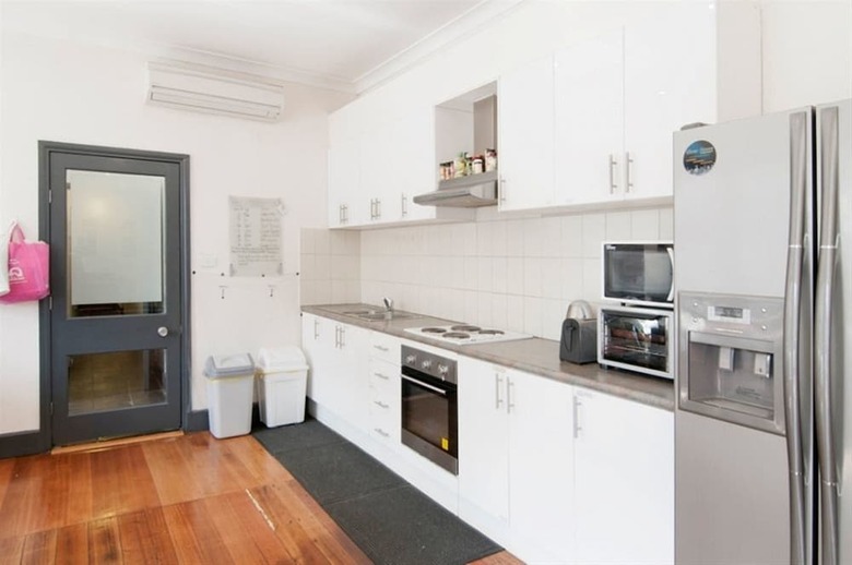 Hotel Lily Sands Inn