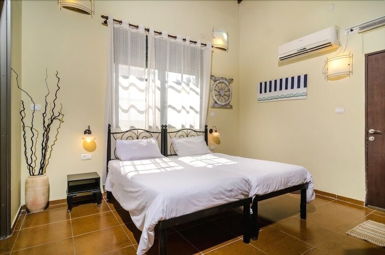 Posada O-live Dolphin Village