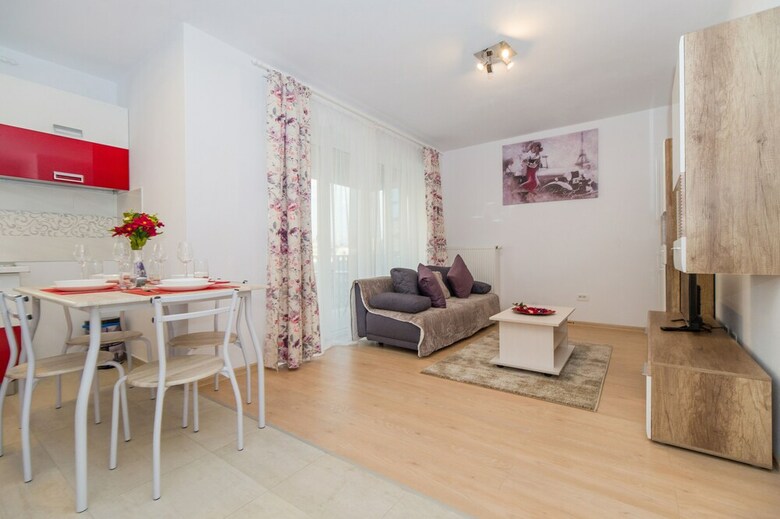 Apartamentos Coresi Suits