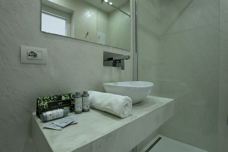 Double A Luxury Room