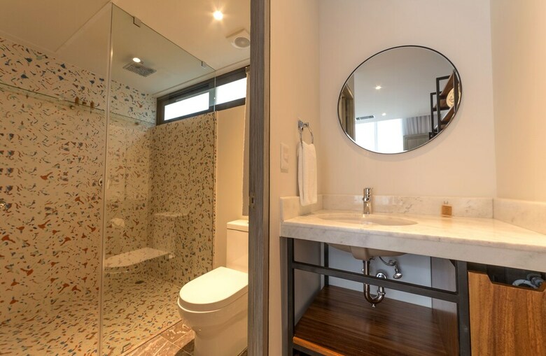 Aparthotel Singular Joy Vacation Rentals