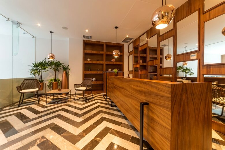 Aparthotel Singular Joy Vacation Rentals