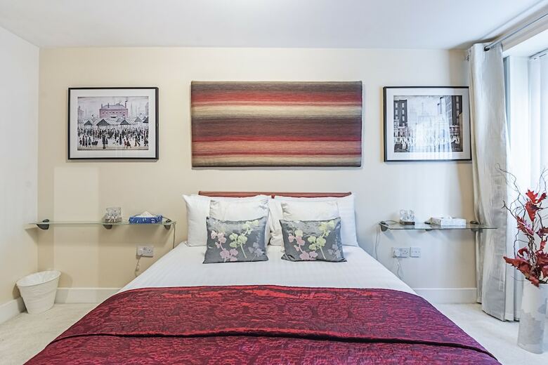 Canary Wharf Luxury Apartments