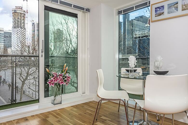 Canary Wharf Luxury Apartments