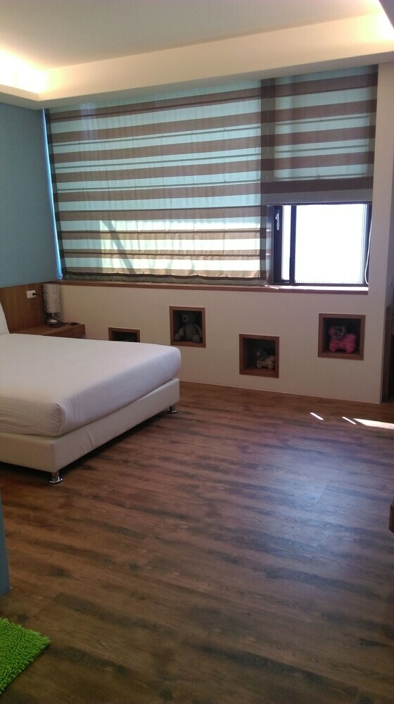 Hotel Come Across B&B