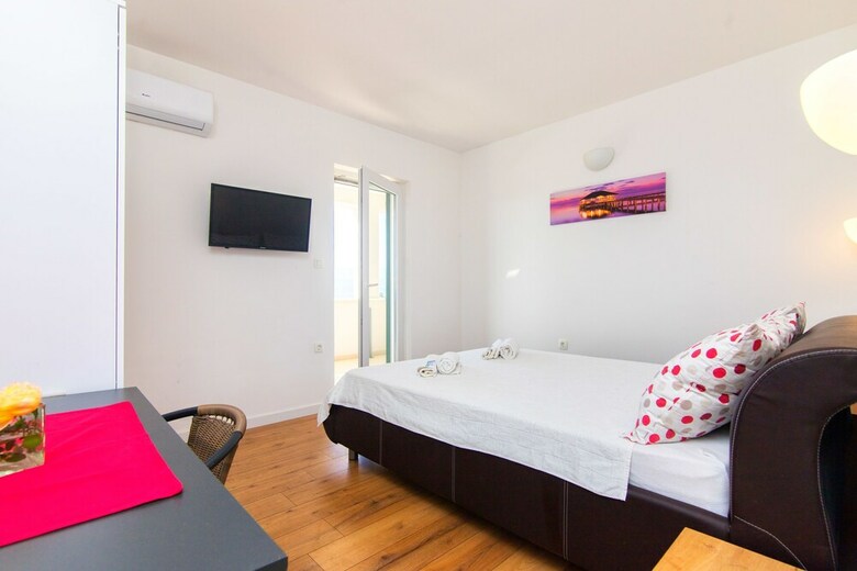 Apartamentos Rooms Ivana