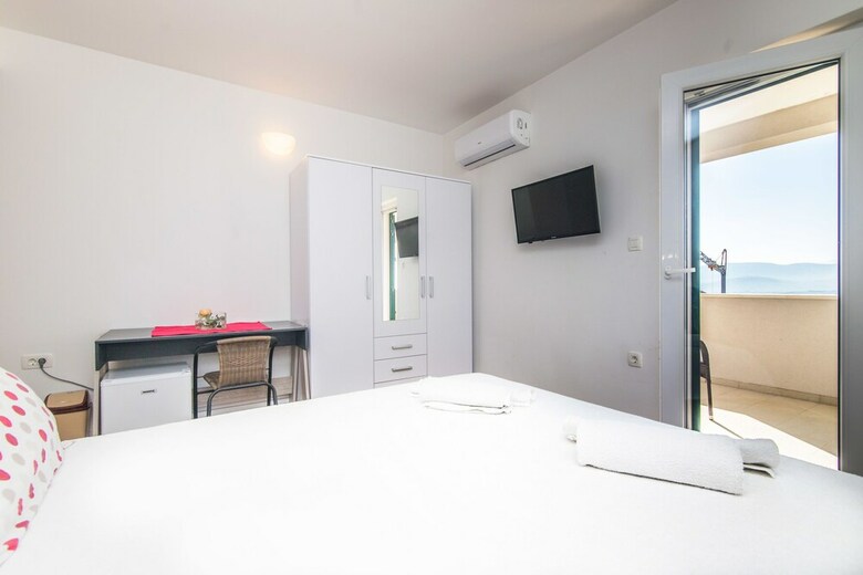 Apartamentos Rooms Ivana