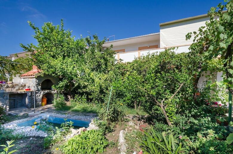 Apartments Elvira