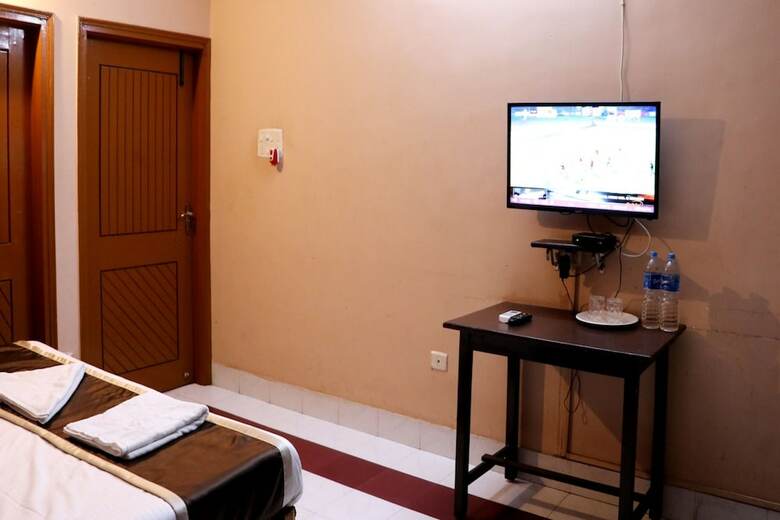 Hotel Om Shree Cottage